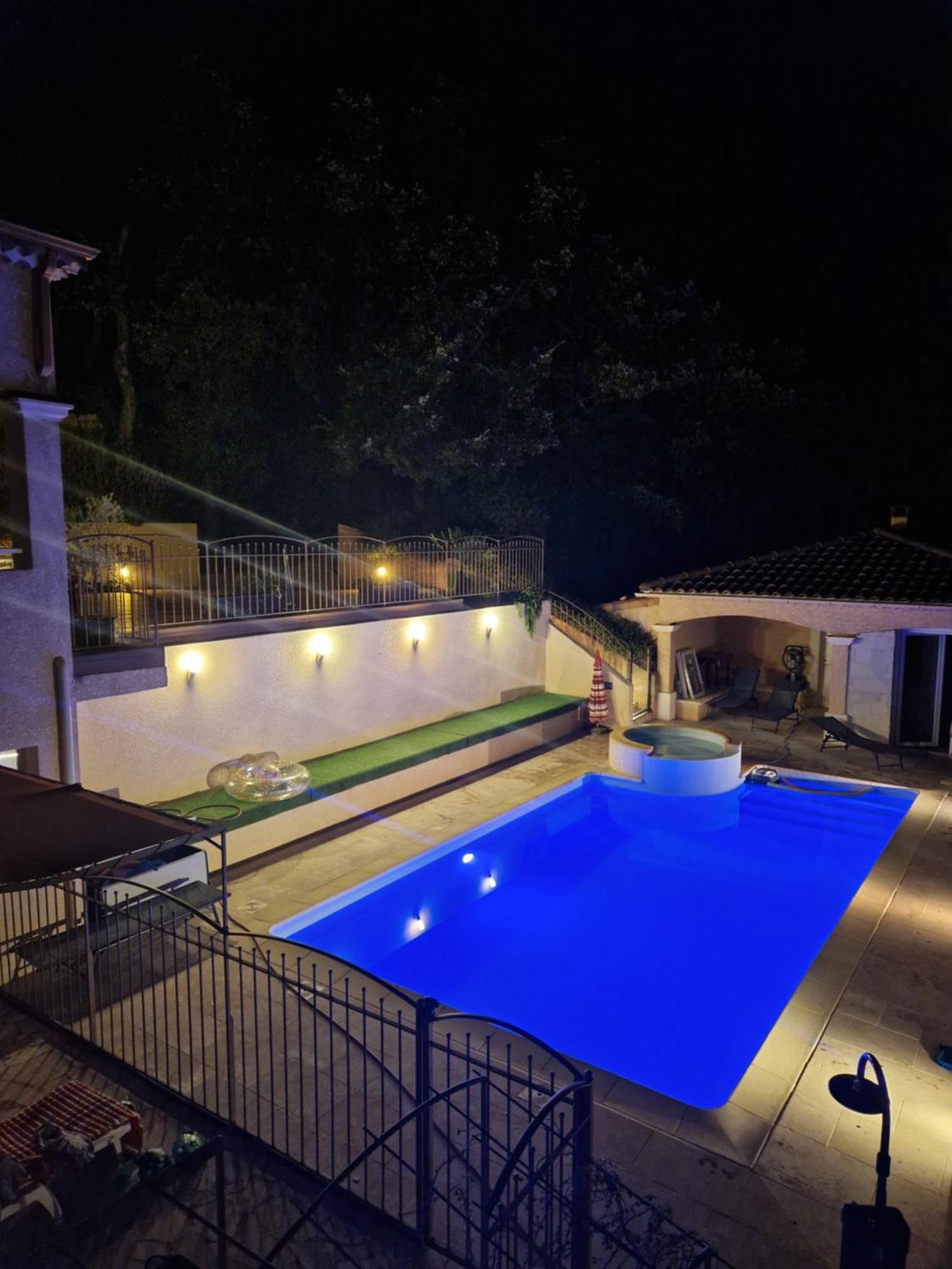Les Restanques De Camelie Otel Saint-Thomé Dış mekan fotoğraf