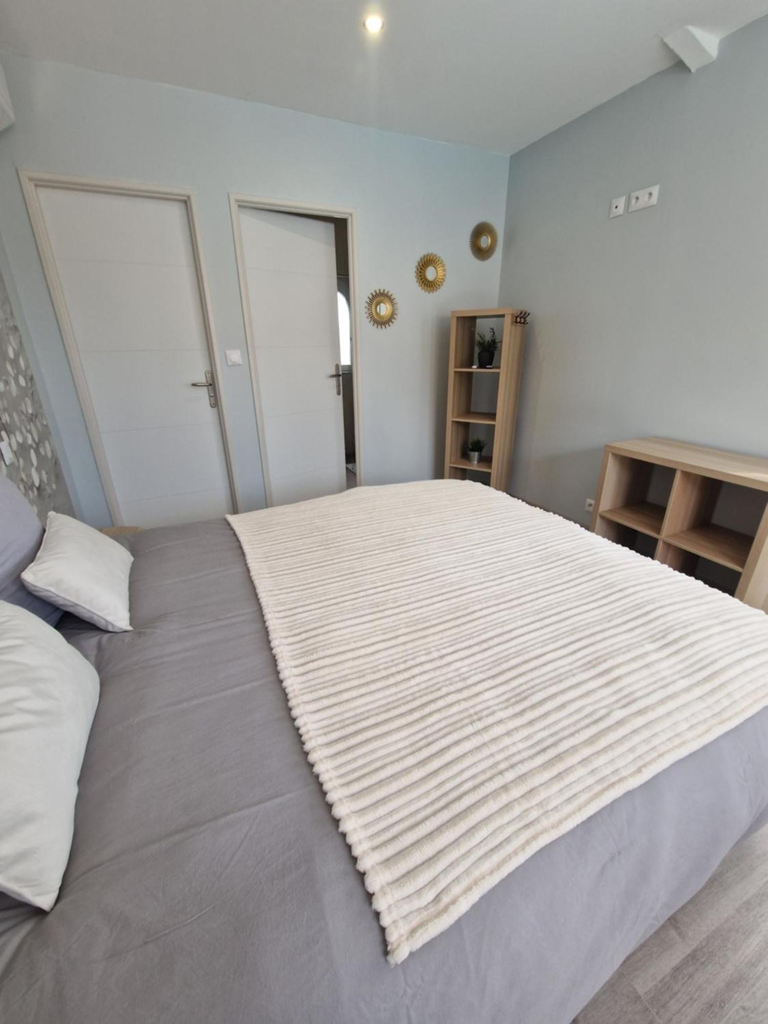 Les Restanques De Camelie Otel Saint-Thomé Dış mekan fotoğraf